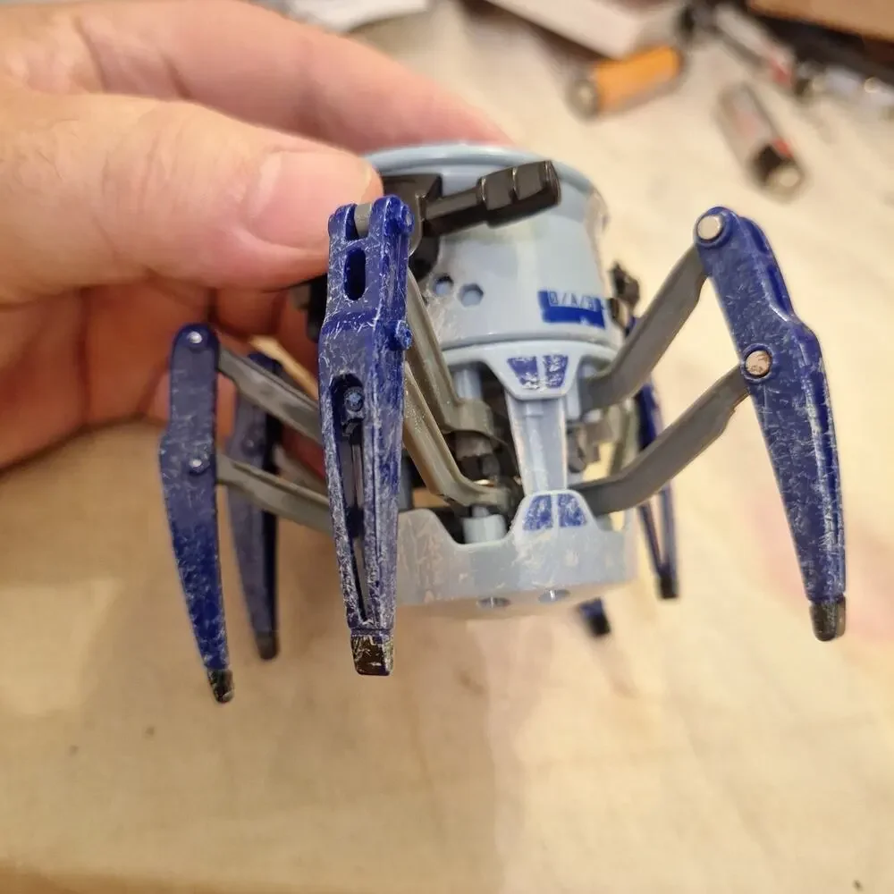 HexBug Blue Micro Robotic Creature Battle Spider Model 4202AA